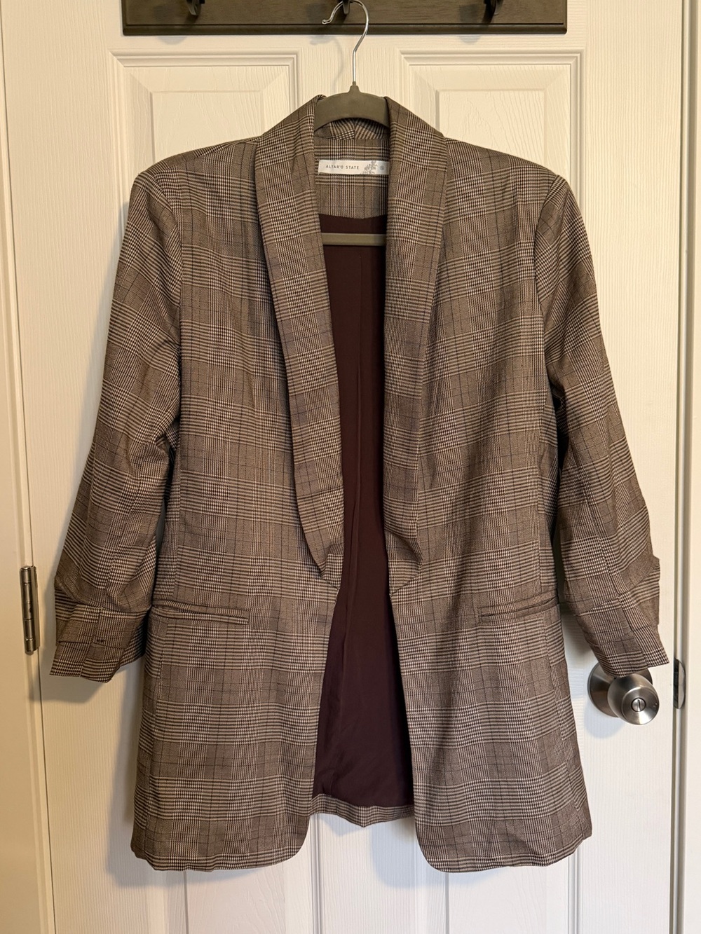 Altar’d State Plaid Open Front Blazer Brown Taupe Career Chic Size S - Picture 2 of 6